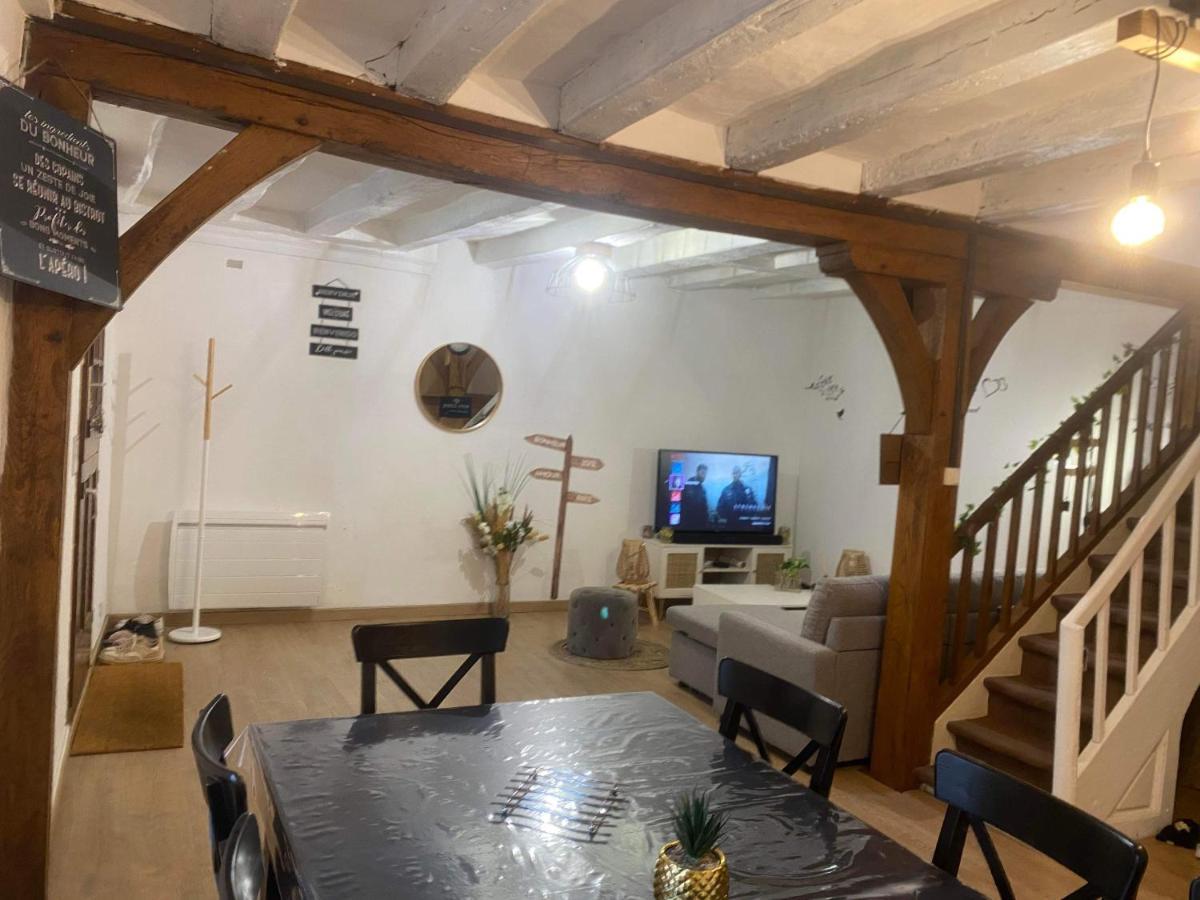 Chez Samantha Au Coeur D'Azay Villa Kültér fotó