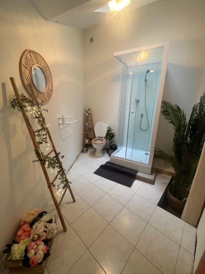 Chez Samantha Au Coeur D'Azay Villa Kültér fotó